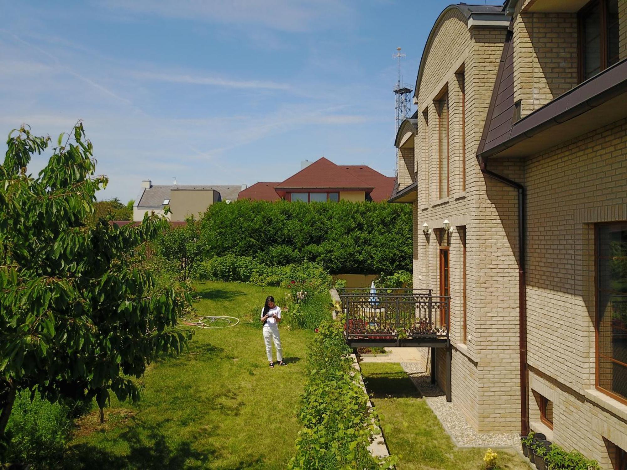 Villa Homestay Nad Helmrovkou Prag Eksteriør billede